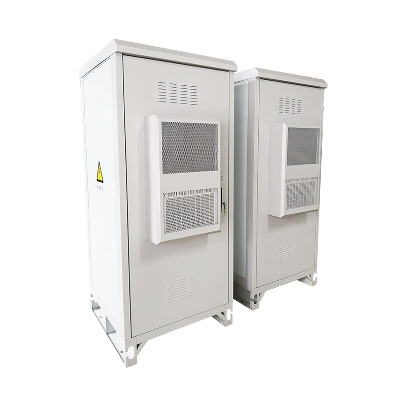 Communication equipment cabinet